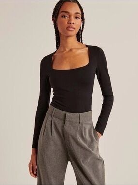 Abercrombie & Fitch Long Sleeve Square Neck Bodysuit in Black